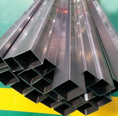 Tubo quadrato in acciaio inossidabile di larghezza personalizzata - elevata resistenza alla corrosione